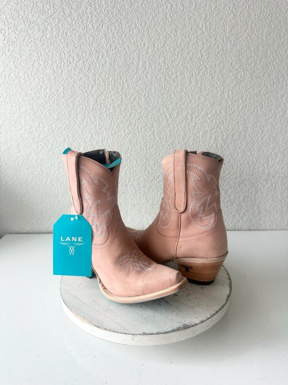 Lane Boots SMOKESHOW Pink Cowboy Booties Western Cowgirl Womens Short Ankle 7.5